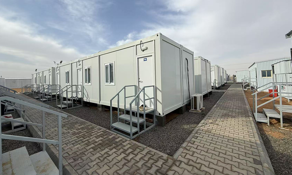 Flat pack modular house