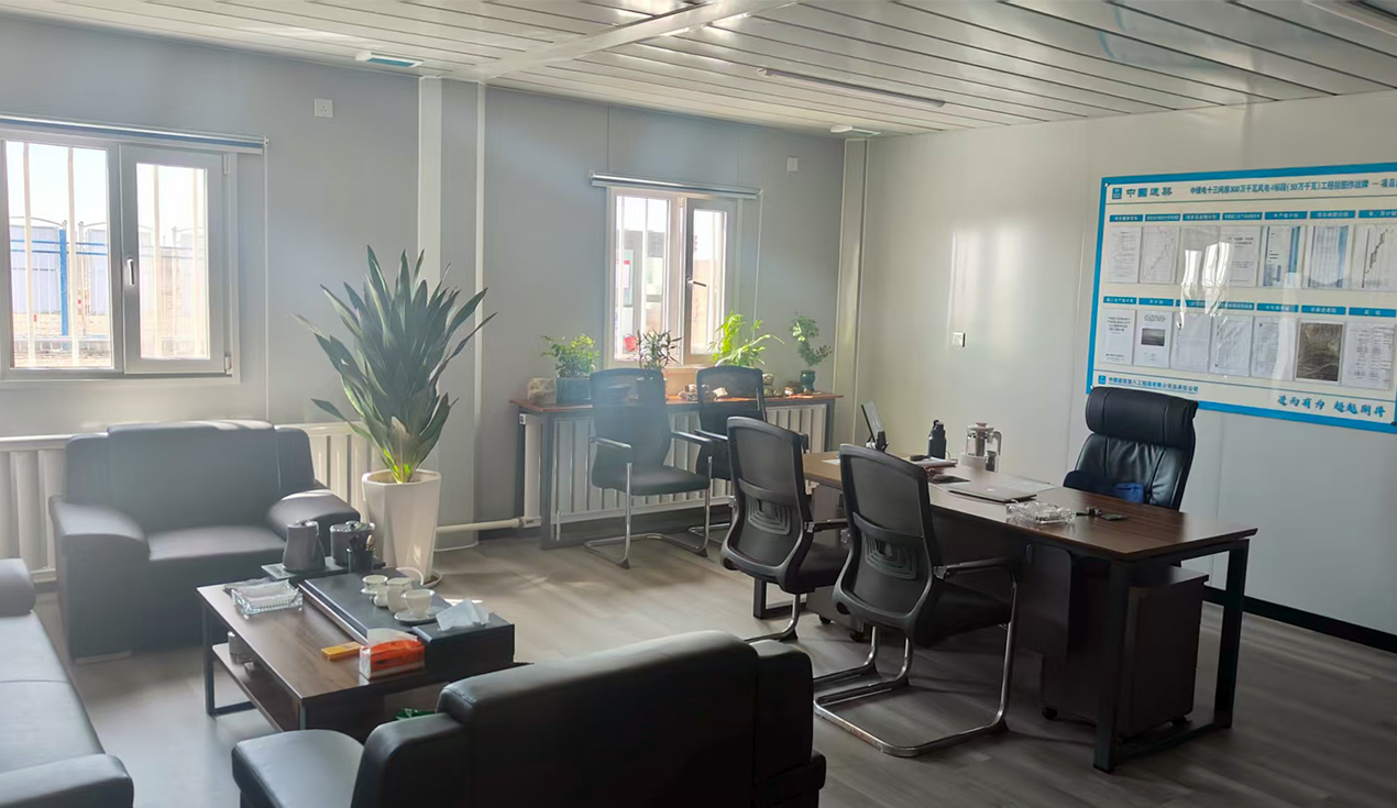 Ciudad de Xinjiang Hami Construcción Central de Santanghu Octava Oficina Proyecto de campamento de estación de energía eólica